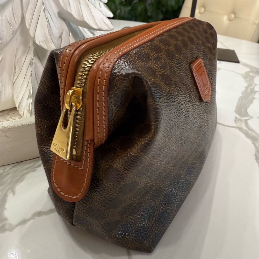 CELINE Macadam Triomphe COSMETIC Leather Pouch ✨ - Picture 4 of 12